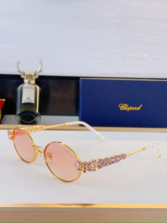 Picture of Chopard Sunglasses _SKUfw80049831fw
